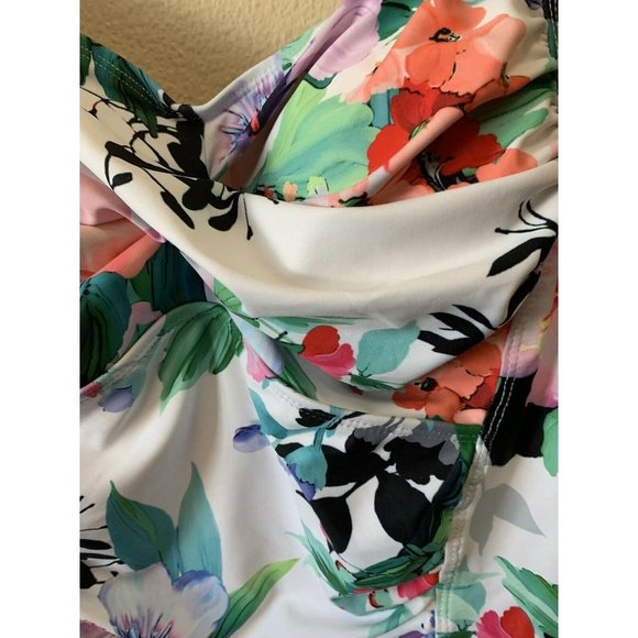 Shore Club Floral Tankini Top/Brief Attached Bra - Picture 2 of 9
